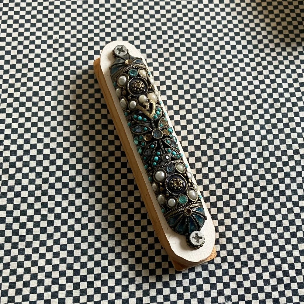 Mezuzah in Sky Blue Gold & Pearls - Picture 2 of 7